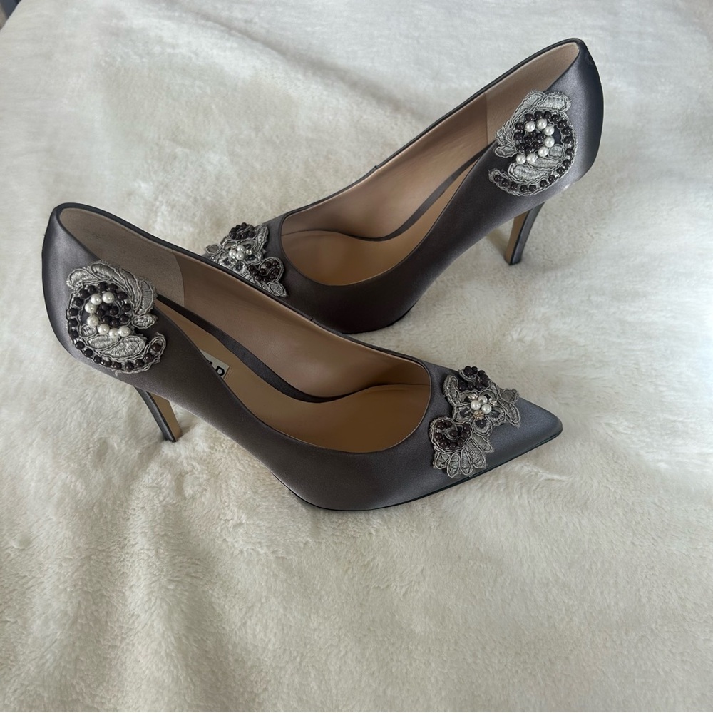 NWOT - KARL LAGERFELD Anastas 2 Heels in Dark Slate